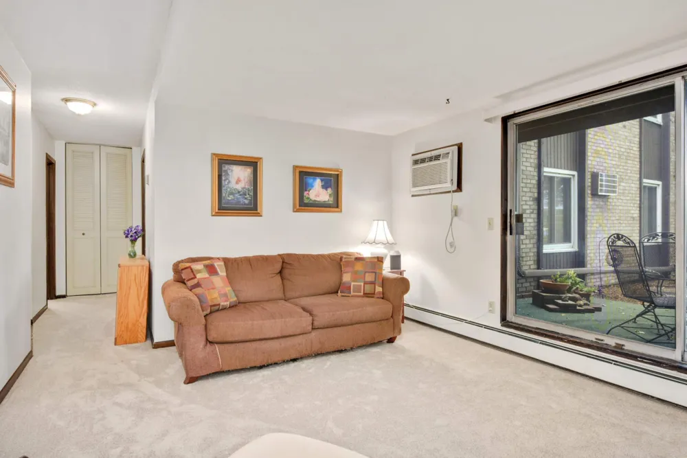 4201 Lakeside Avenue #113 Brooklyn Center, MN 55429