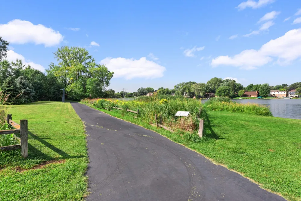 4201 Lakeside Avenue #113 Brooklyn Center, MN 55429