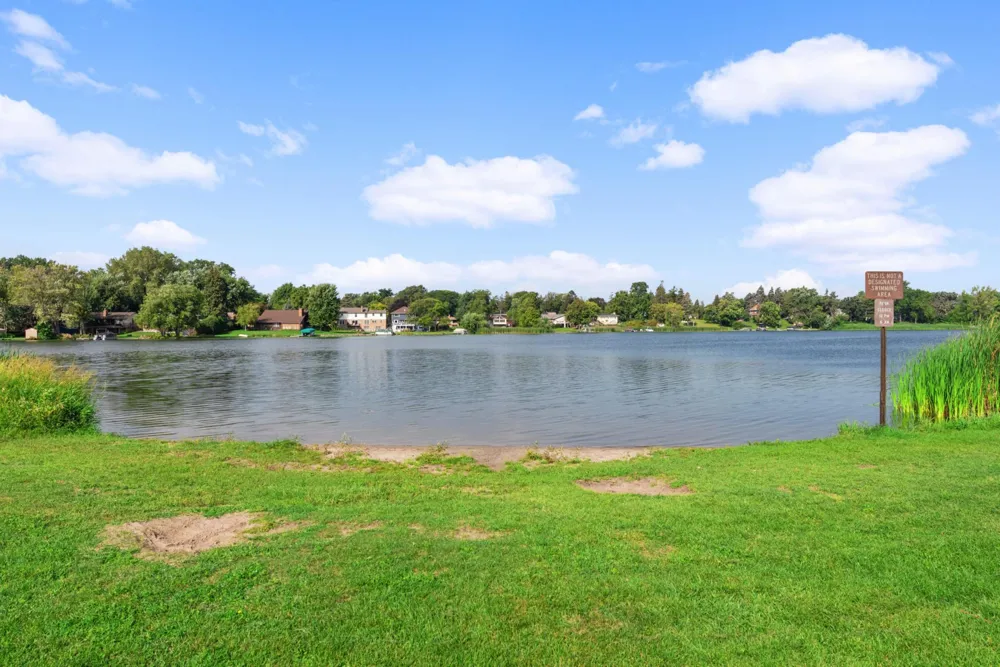 4201 Lakeside Avenue #113 Brooklyn Center, MN 55429