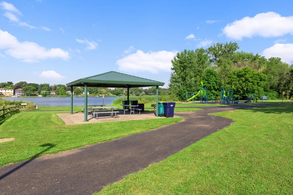 4201 Lakeside Avenue #113 Brooklyn Center, MN 55429