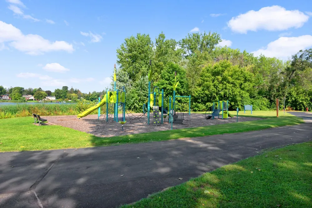 4201 Lakeside Avenue #113 Brooklyn Center, MN 55429