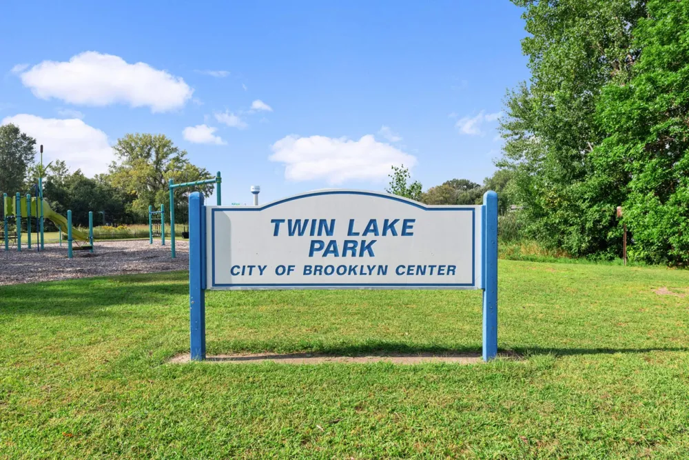4201 Lakeside Avenue #113 Brooklyn Center, MN 55429
