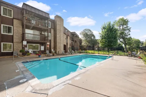 4201 Lakeside Avenue #113