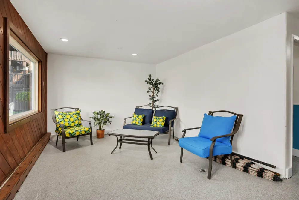 4201 Lakeside Avenue #113 Brooklyn Center, MN 55429