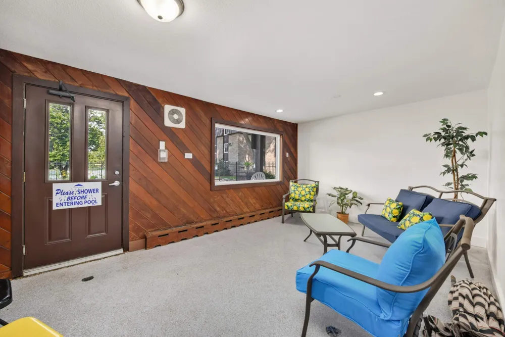 4201 Lakeside Avenue #113 Brooklyn Center, MN 55429