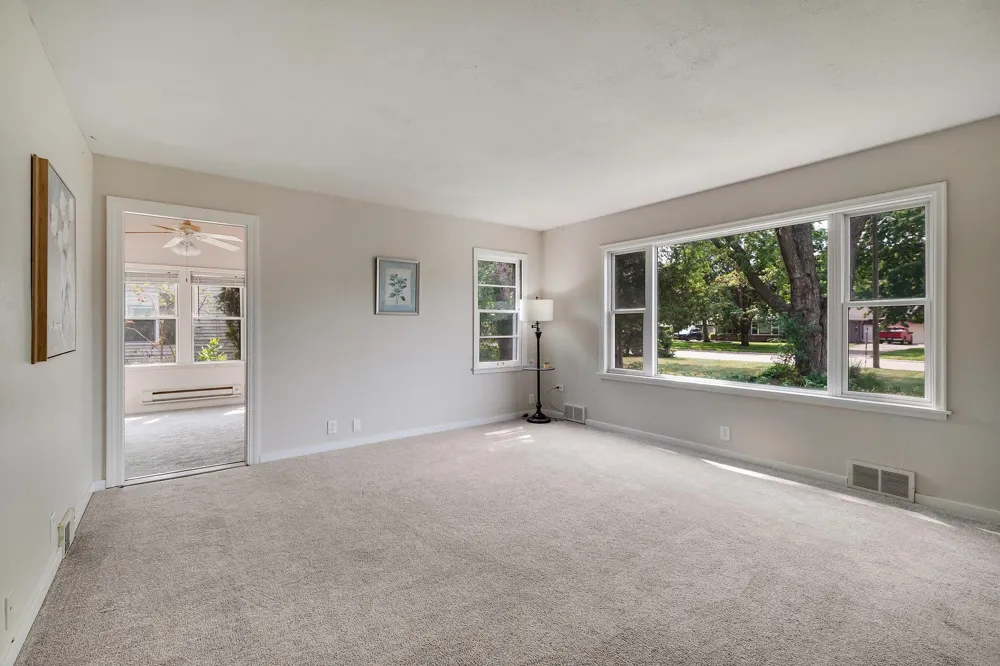 1525 Ramsey Street Hastings, MN 55033