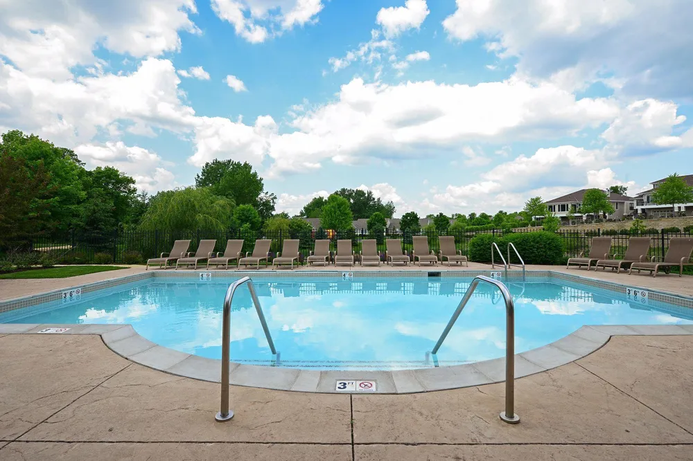 8652 Lake Riley Drive Chanhassen, MN 55317