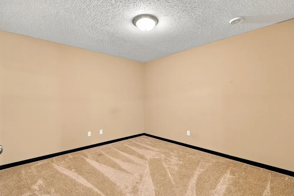 8652 Lake Riley Drive Chanhassen, MN 55317