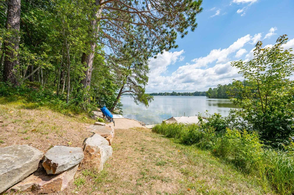 33231 Sky West Trail Grand Rapids, MN 55744