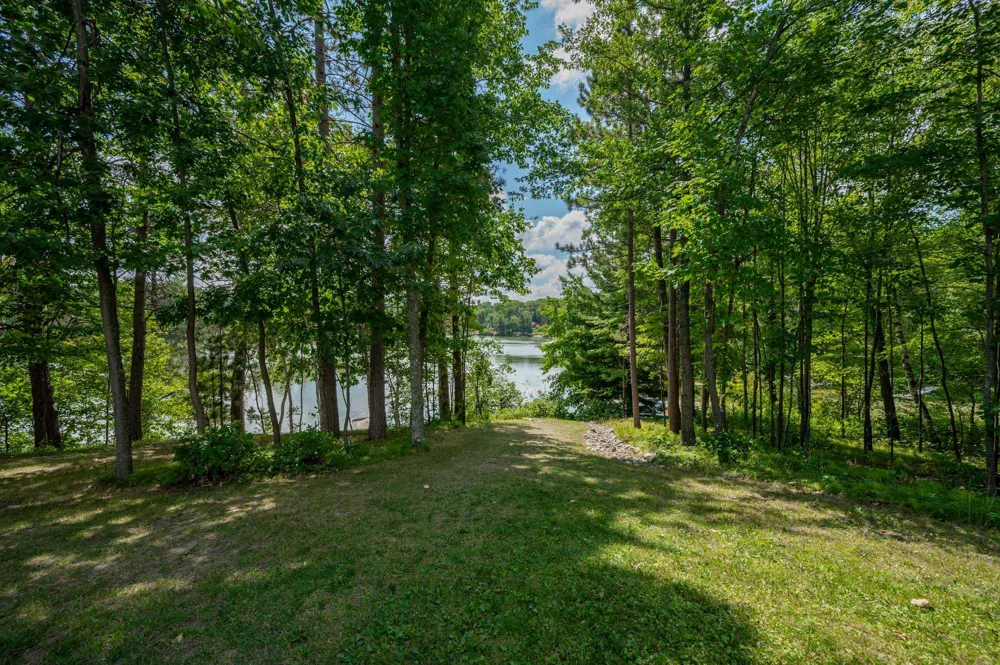 33231 Sky West Trail Grand Rapids, MN 55744