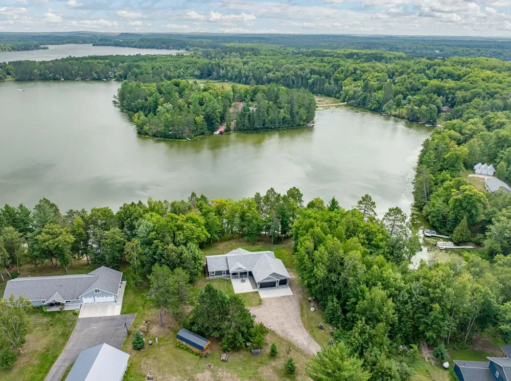 33231 Sky West Trail Grand Rapids, MN 55744