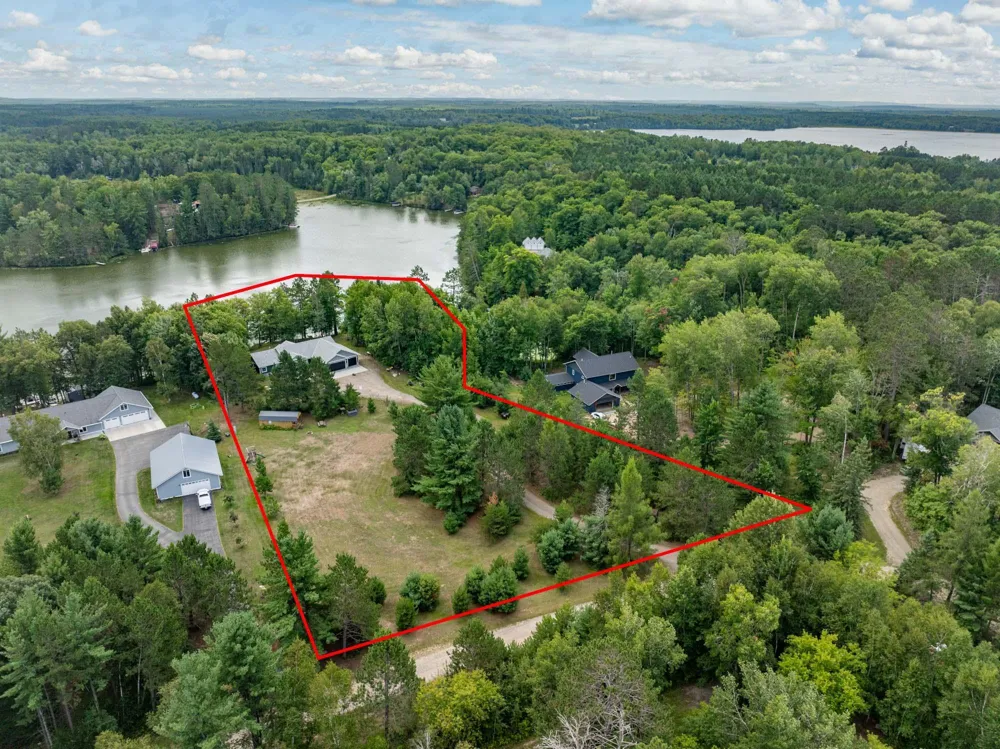 33231 Sky West Trail Grand Rapids, MN 55744