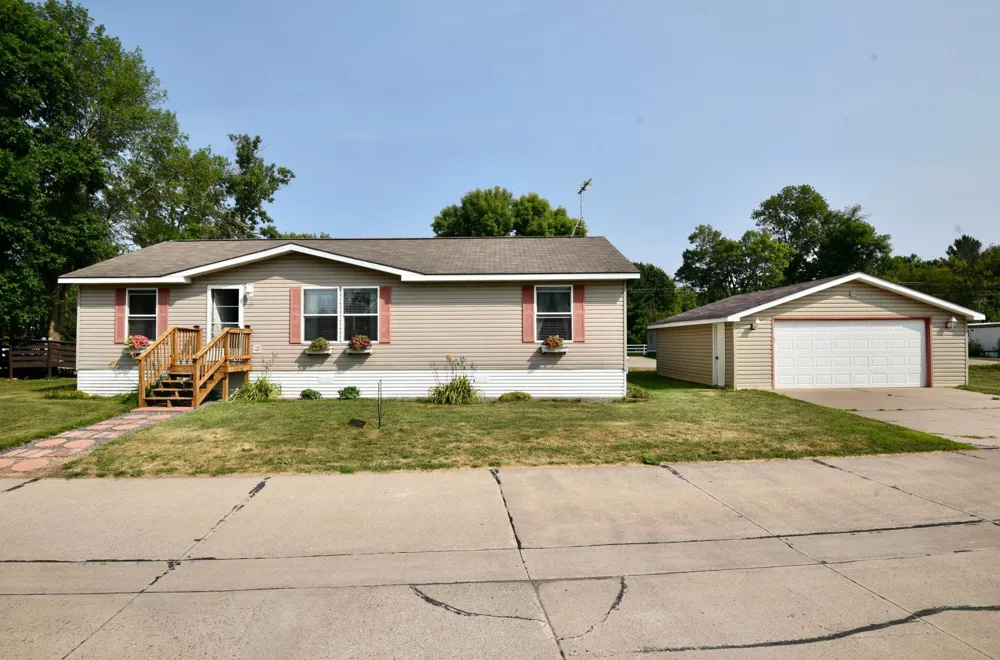 160 Prospect Avenue #151 Ogilvie, MN 56358