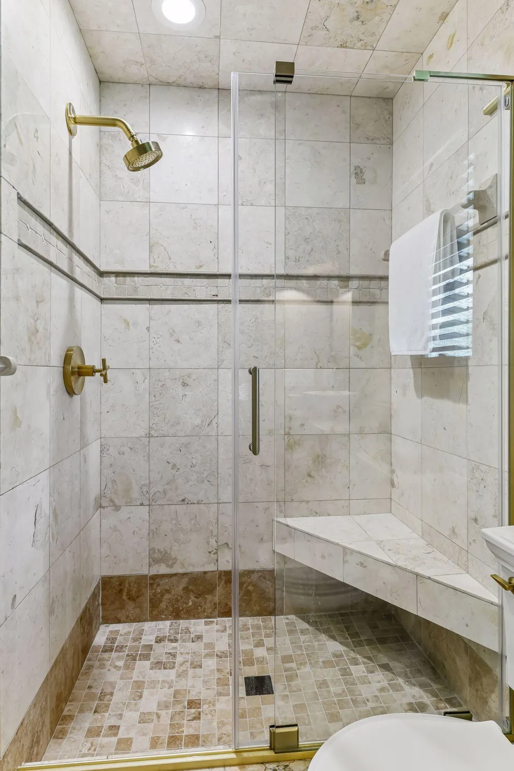 15803 Holdridge Road E Wayzata, MN 55391