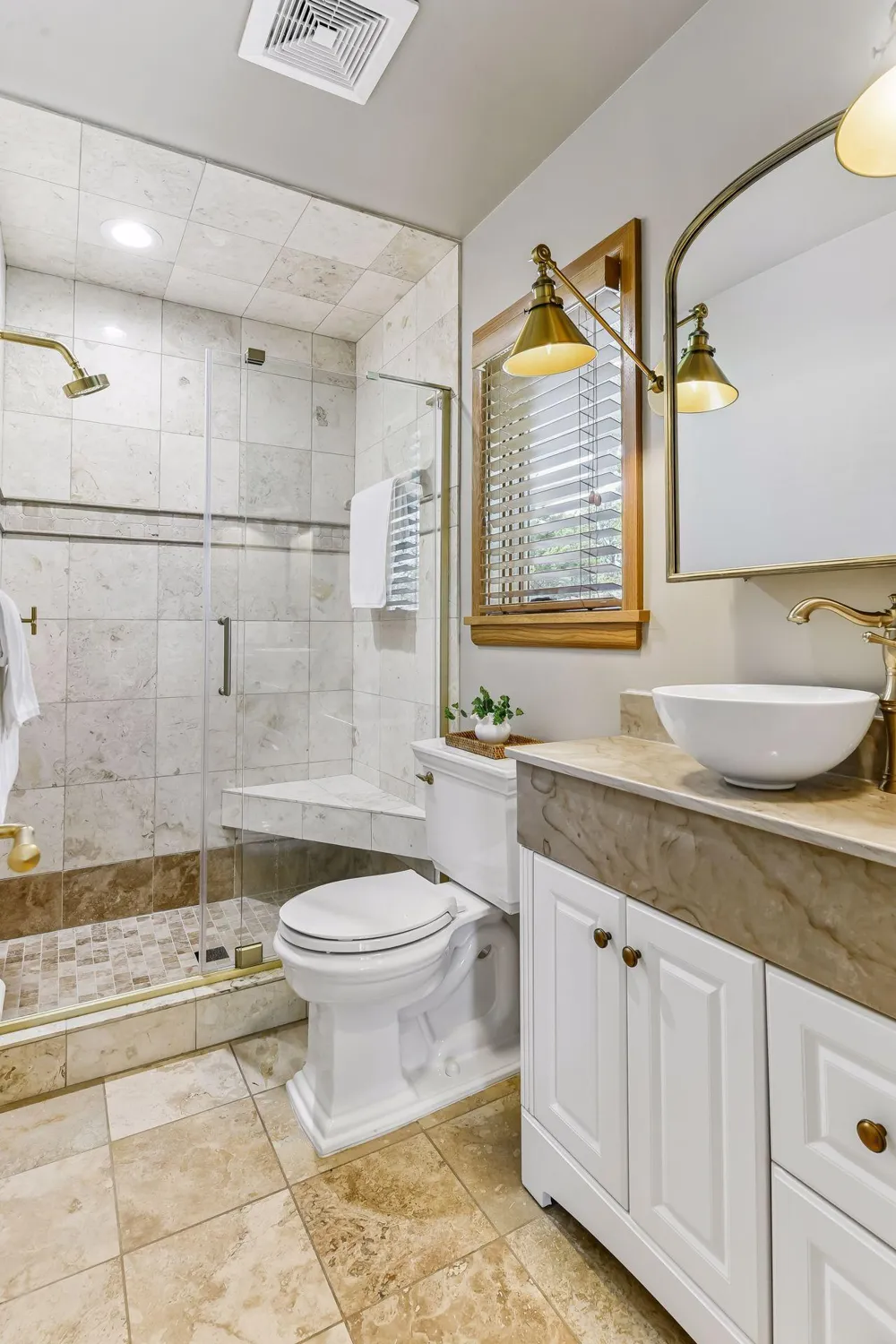 15803 Holdridge Road E Wayzata, MN 55391