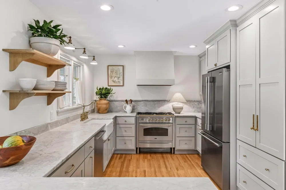 15803 Holdridge Road E Wayzata, MN 55391