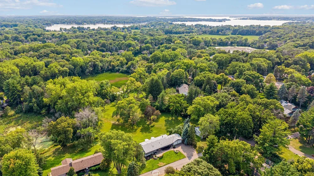 15803 Holdridge Road E Wayzata, MN 55391