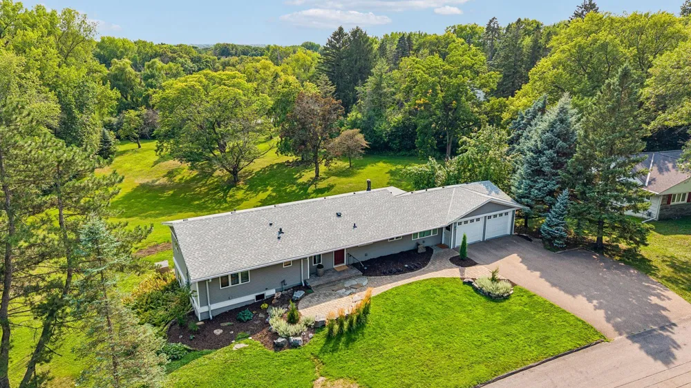 15803 Holdridge Road E Wayzata, MN 55391
