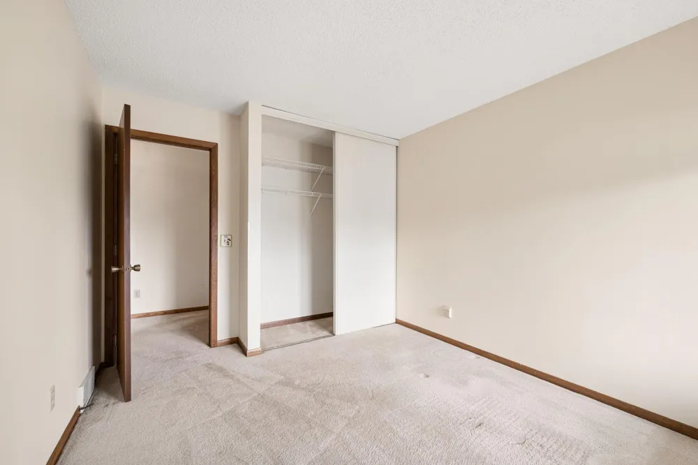 336 W 5th Street Waconia, MN 55387