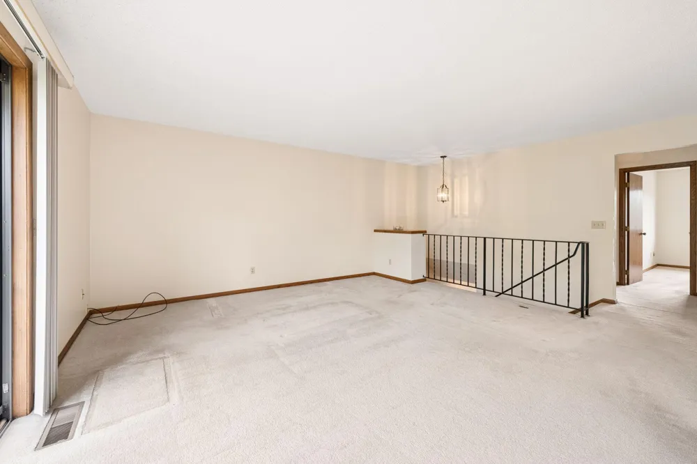 336 W 5th Street Waconia, MN 55387