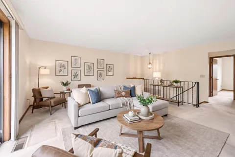 336 W 5th Street