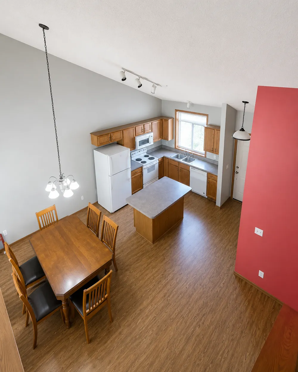 233 Pine Street Cannon Falls, MN 55009
