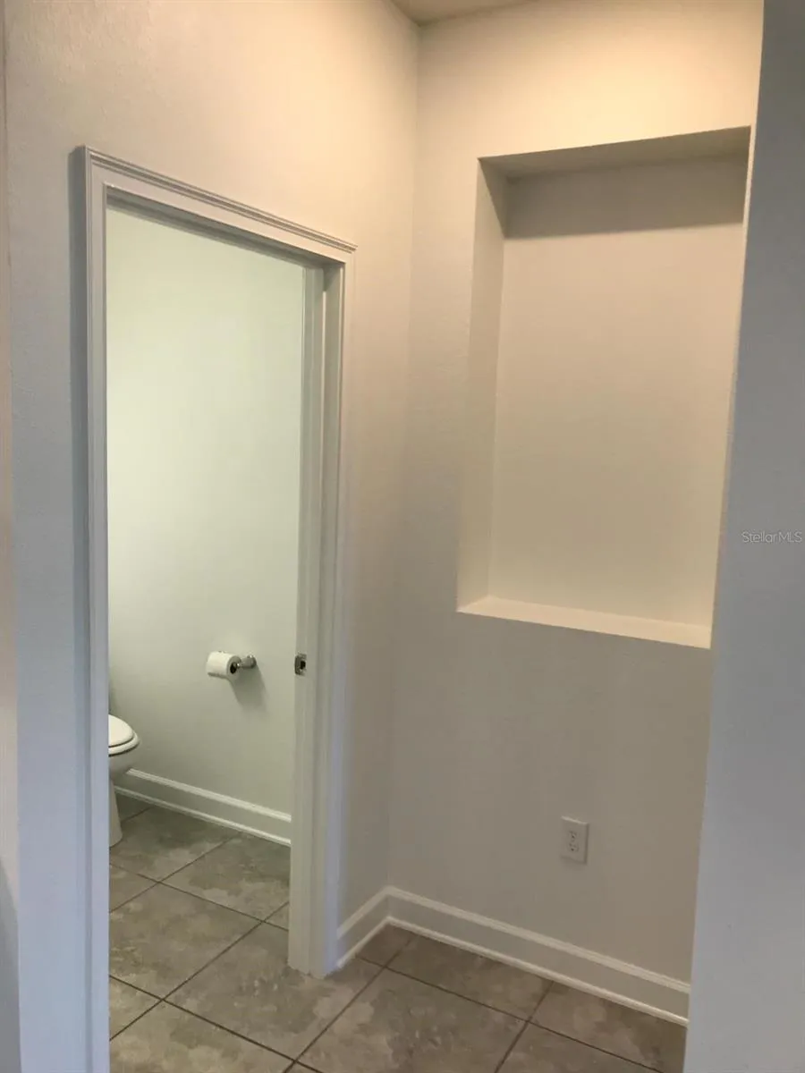 3348 RODRICK CIRCLE Orlando, FL 32824