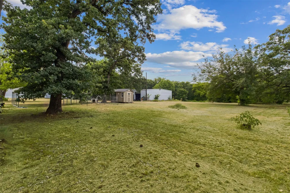 14847 3rd Street Scurry, TX 75158