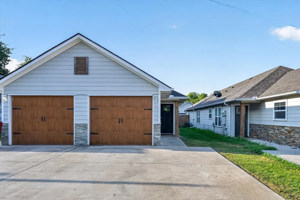608 E College Street #608 Sherman, TX 75090