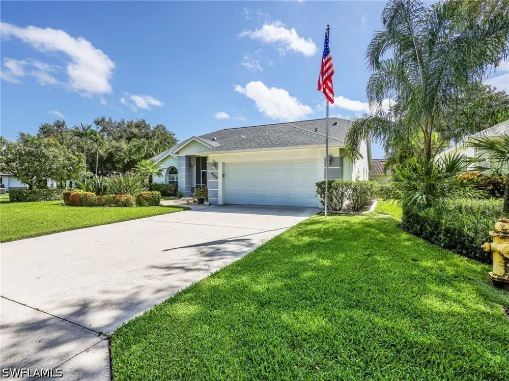 Compton Lane S Naples, FL 34104