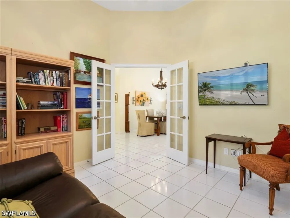 Compton Lane S Naples, FL 34104