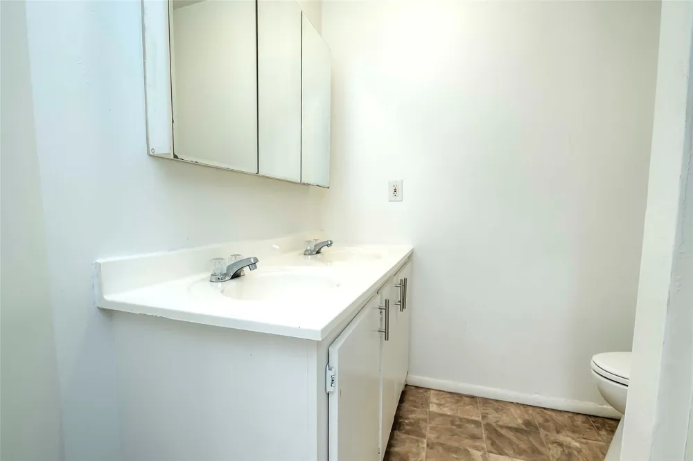 313 W Moses Street Cushing, OK 74023