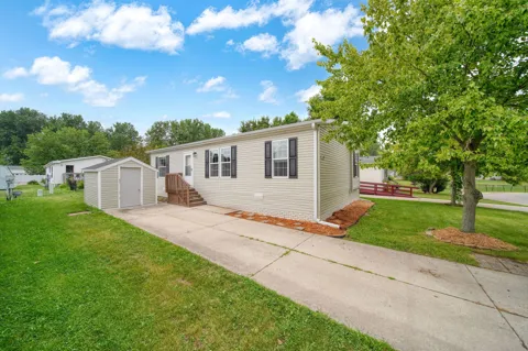 520 Missouri River Court