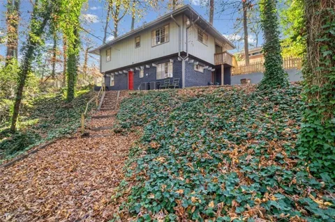 1450 Shadowbrook Drive