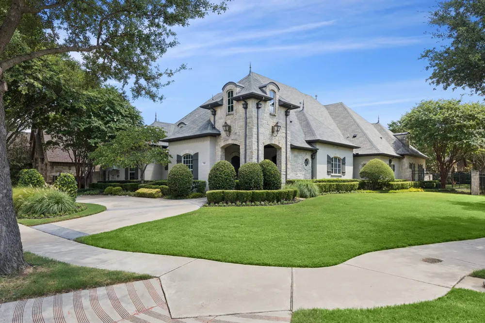 900 Aspen Ridge Drive Southlake, TX 76092
