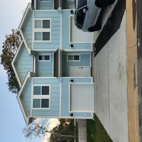 1016 Mclaren Circle