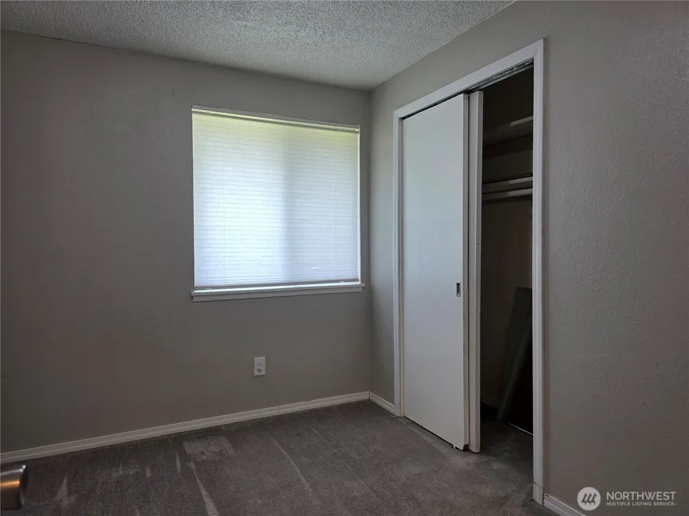 2359 SE Mitchell Road SE Port Orchard, WA 98366