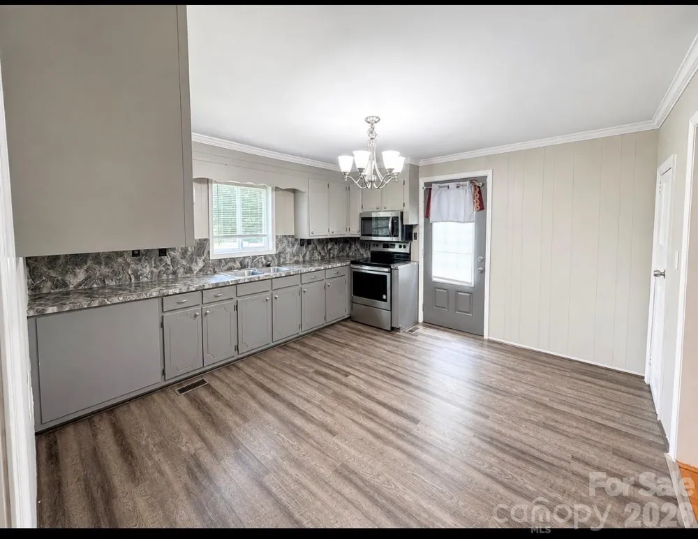 6955 Sandhill Road Kershaw, SC 29067