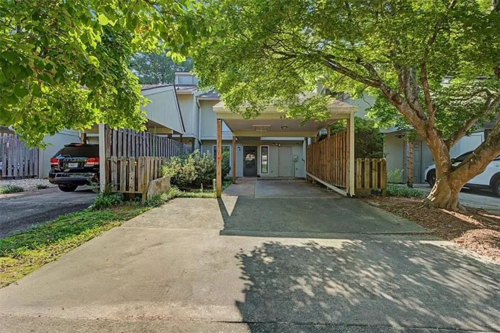 6350 Hawthorne Terrace Peachtree Corners, GA 30092