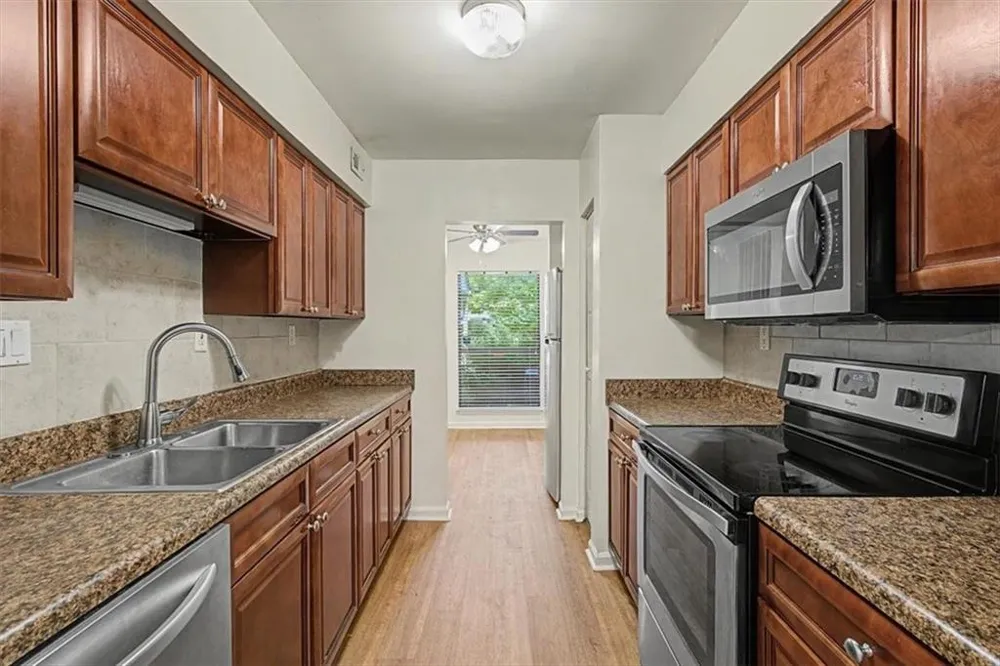 6350 Hawthorne Terrace Peachtree Corners, GA 30092