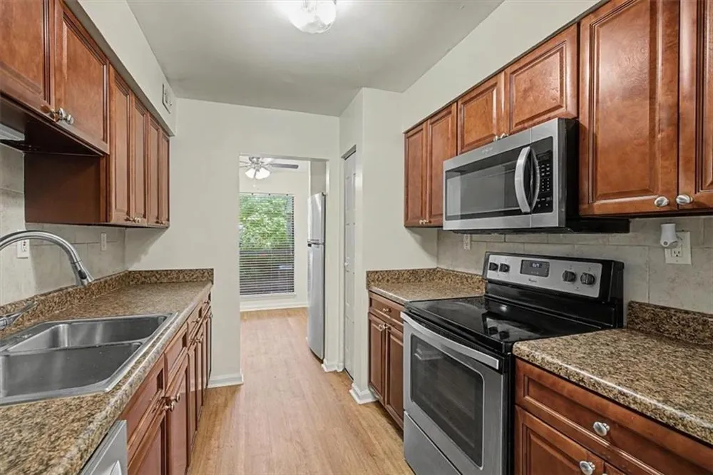 6350 Hawthorne Terrace Peachtree Corners, GA 30092