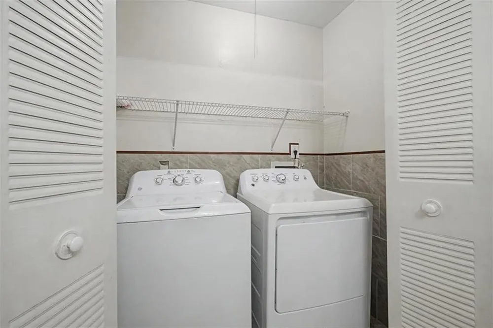 6350 Hawthorne Terrace Peachtree Corners, GA 30092