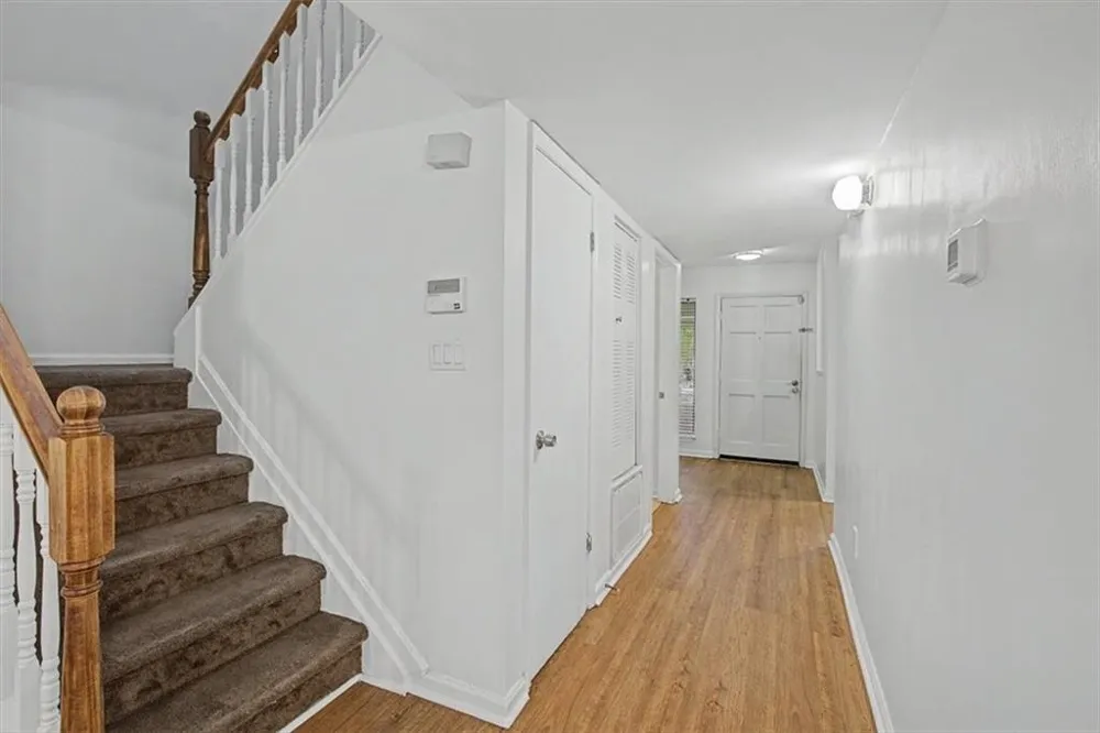 6350 Hawthorne Terrace Peachtree Corners, GA 30092