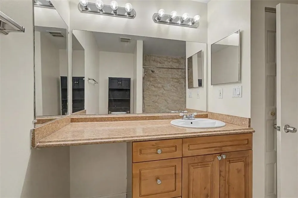 6350 Hawthorne Terrace Peachtree Corners, GA 30092