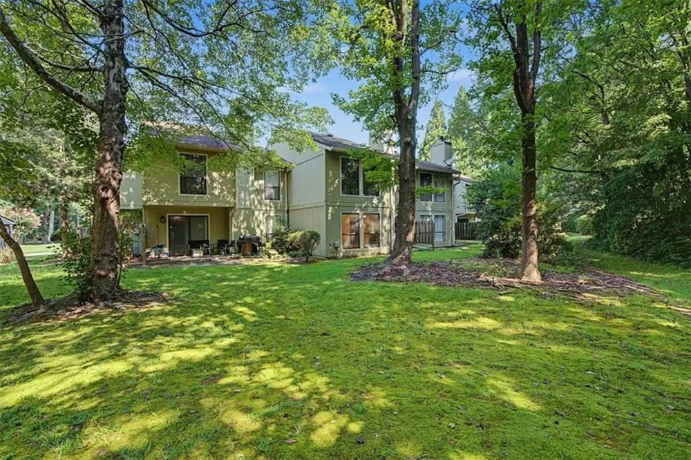 6350 Hawthorne Terrace Peachtree Corners, GA 30092