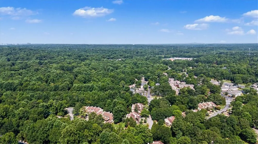 6350 Hawthorne Terrace Peachtree Corners, GA 30092