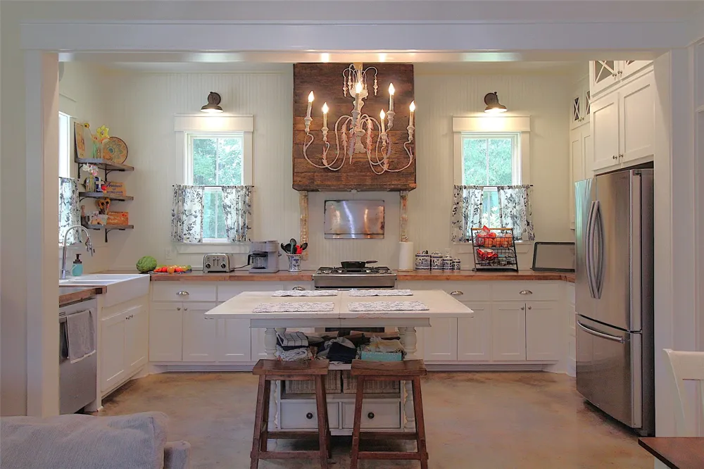 3542 Parish Line Road Doyline, LA 71023