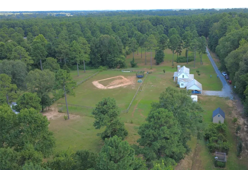 3542 Parish Line Road Doyline, LA 71023