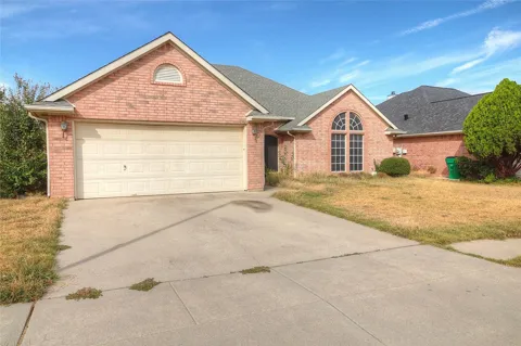 7409 Glen Drive