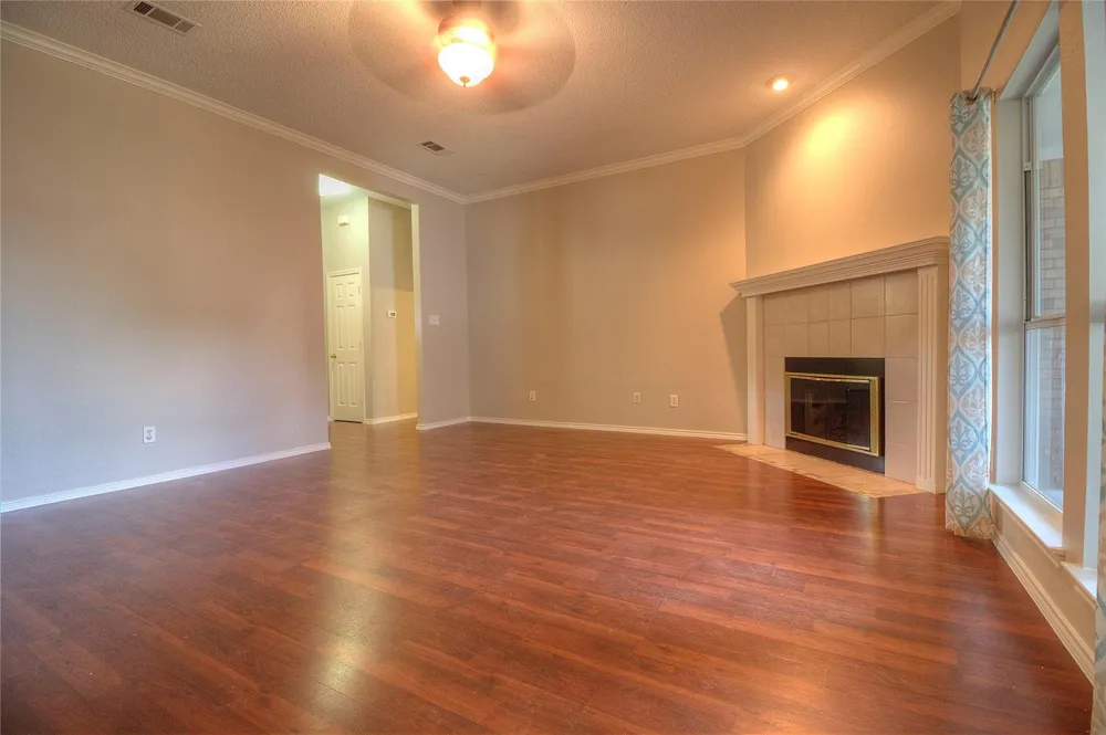 7409 Glen Drive Watauga, TX 76148